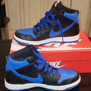 SOLD - Nike Dunk CMFT
Lyon Blue/Black